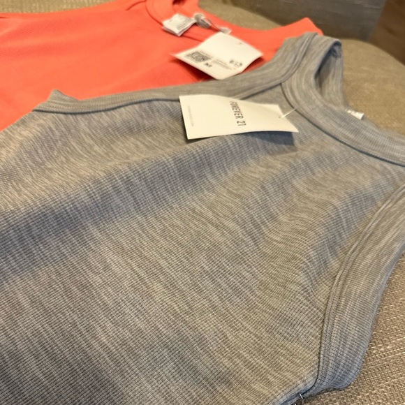 (2) Forever 21 Bodysuits - Picture 5 of 7